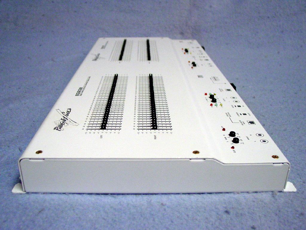 EQ-232 white variant angle view